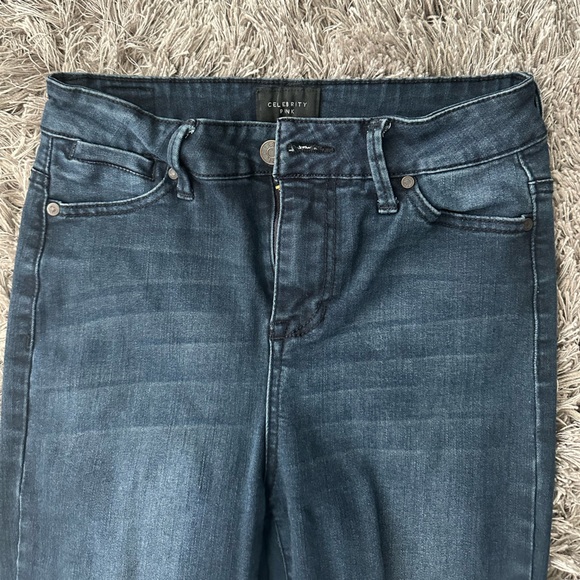 Dark wash blue jeans - Picture 3 of 8